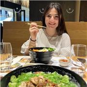 Insegnante di pittura, laureata in Pittura II livello presso l’accademia di Belle Arti di Brera